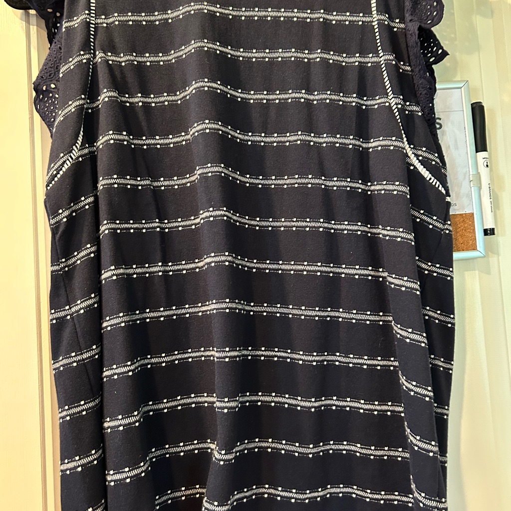 Ann Taylor Black And White Striped Short Sleeve Top